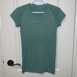 Lululemon Swiftly Tech Short Sleeve